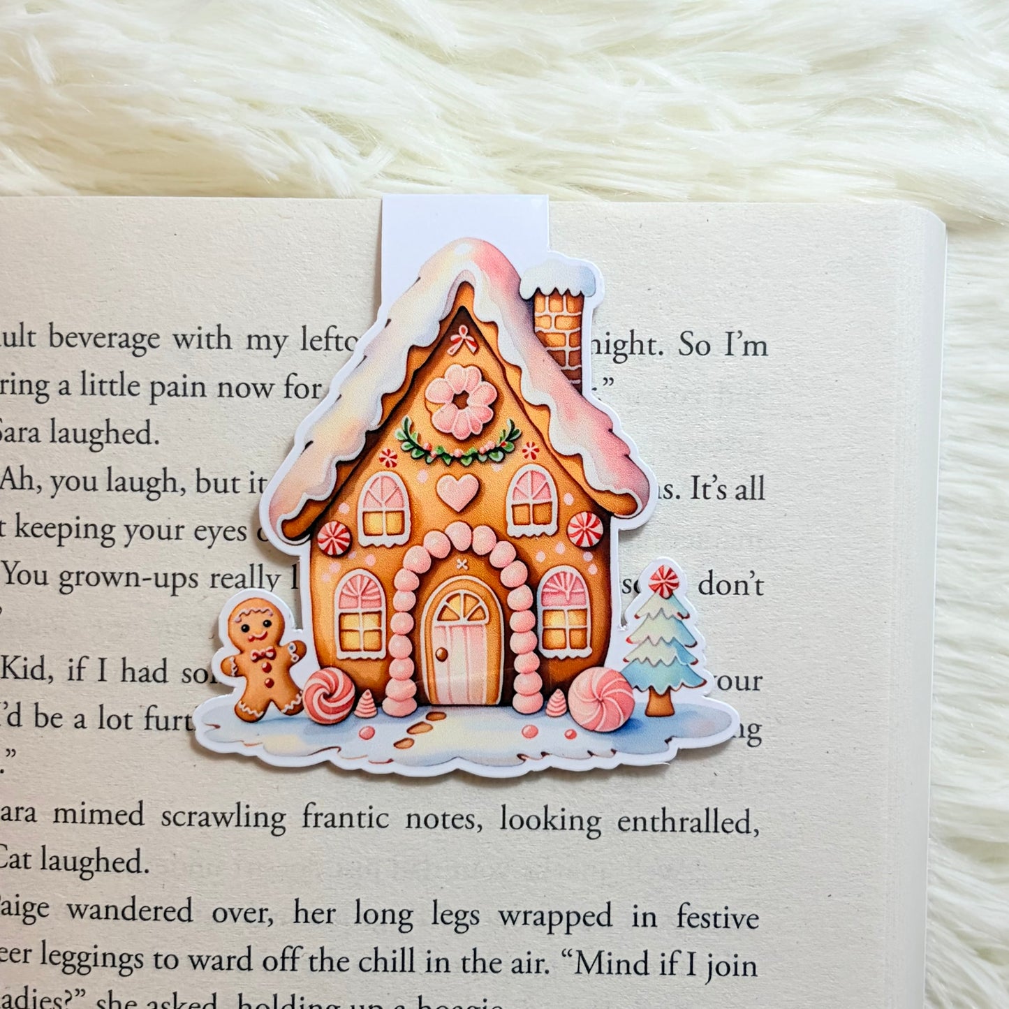 Gingerbread House Magnetic Bookmark β Sweet Christmas Gift for Book Lovers
