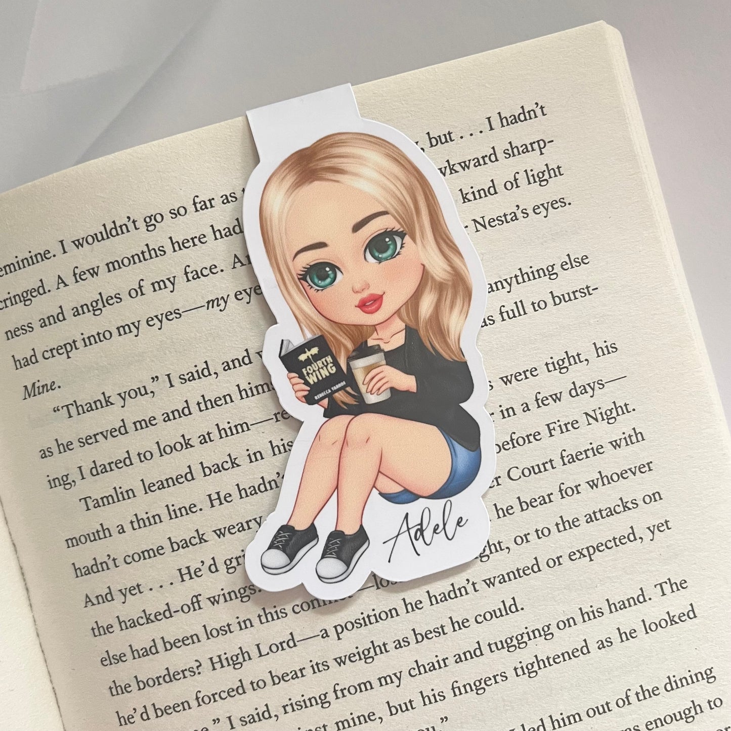 Custom Personalised Magnetic Bookmark – Bookish Girl with Coffee or Drink – Choose Hair, Outfit, Book & Drink – Gift for Readers & Fantasy Lovers