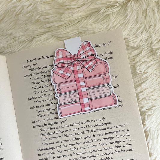 Pink Book Stack Magnetic Bookmark – Cute Books & Bow Design. Gift for Book Lovers, Teachers and Students